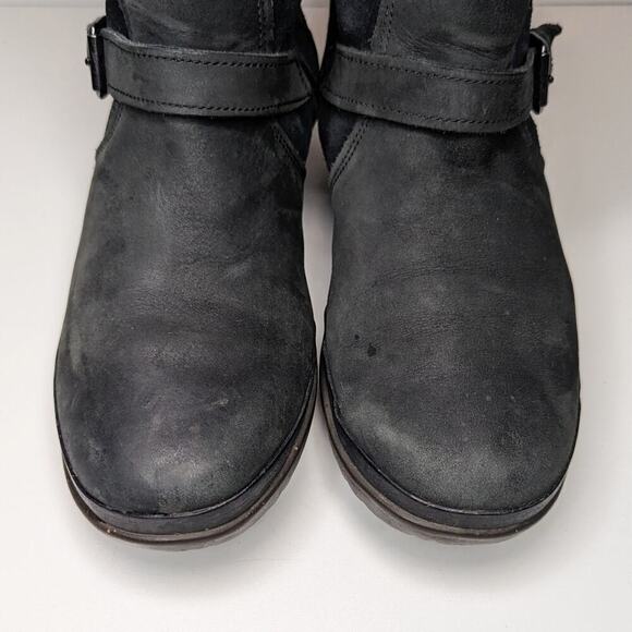 UGG Thomsen black leather and suede boots half side zip size 9 - Picture 5 of 9